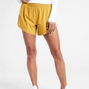 Athleta Hustle 4.5” Short